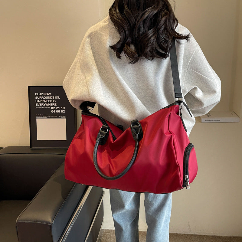 Elegantly Designed Travel Bag with Multifunctional Interior Compartments Stornfield