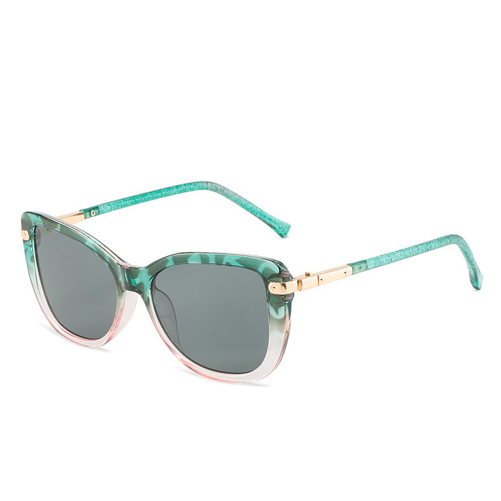 Women Fashion Cat Eye Sunglasses with Luxurious Frame Stornfield