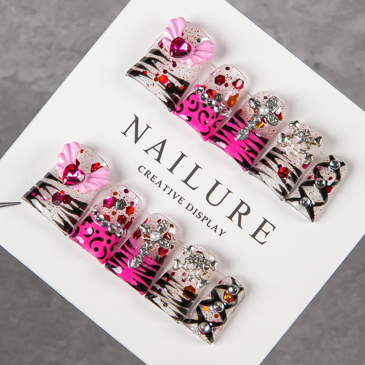 Artistic Press-On Nail Design Kit