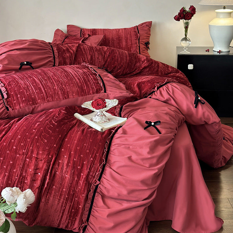 Bedding set made of velvety microfiber with ruffles, decorative ribbons, and quilted texture