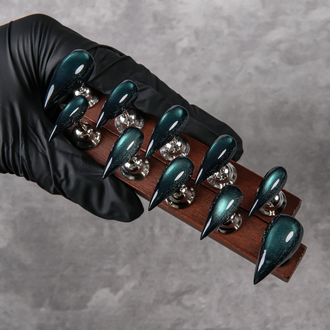 Glamorous Stiletto Nail Set with Unique Design