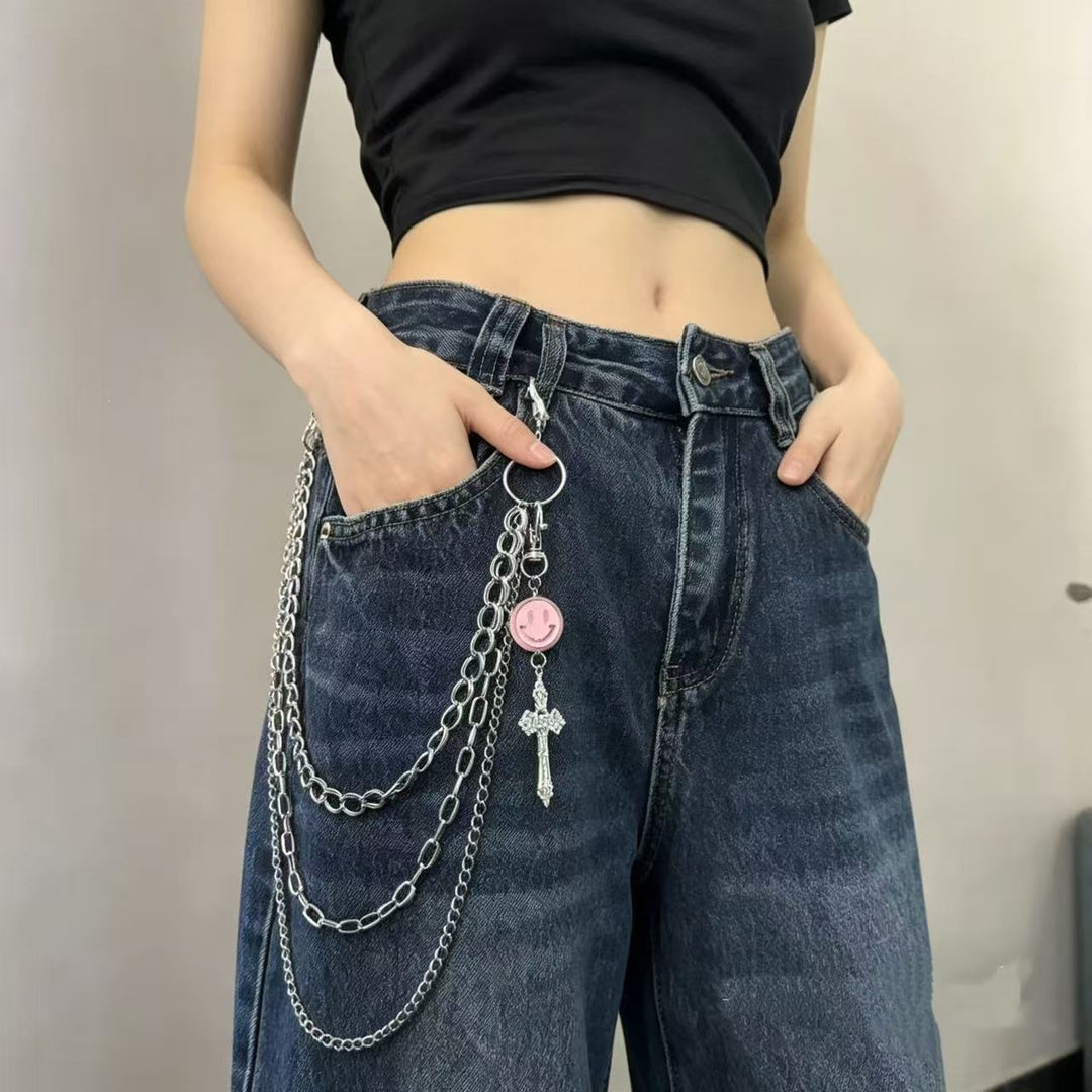 Fashionable chain belt with charm pendants Stornfield