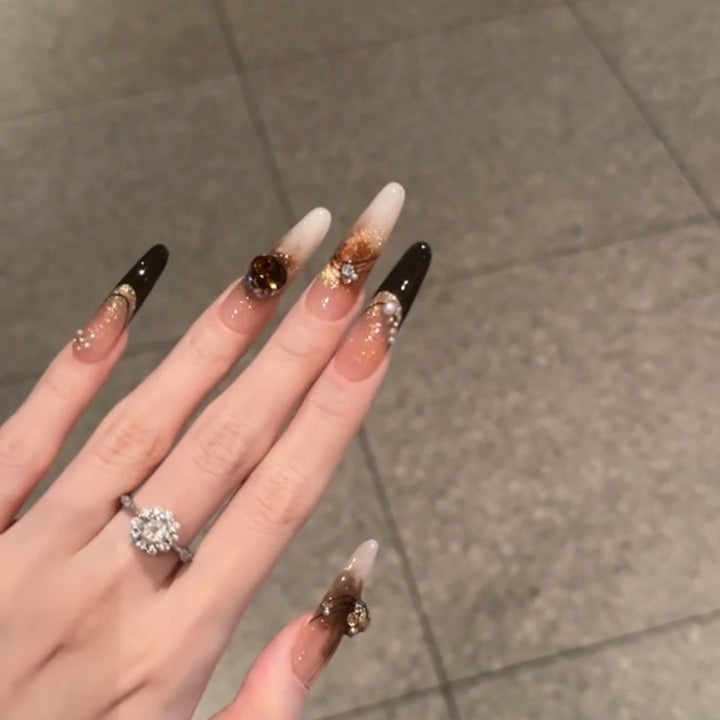 Creative Design Nails Stornfield