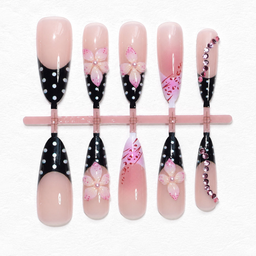 Premium Nail Stickers with Floral Patterns Stornfield