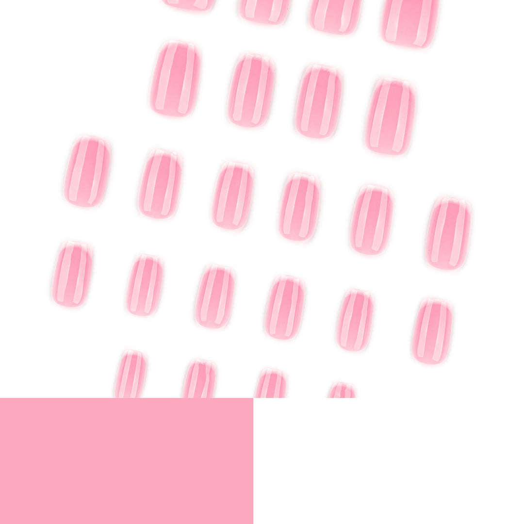 Artful nail decoration with French tips Stornfield