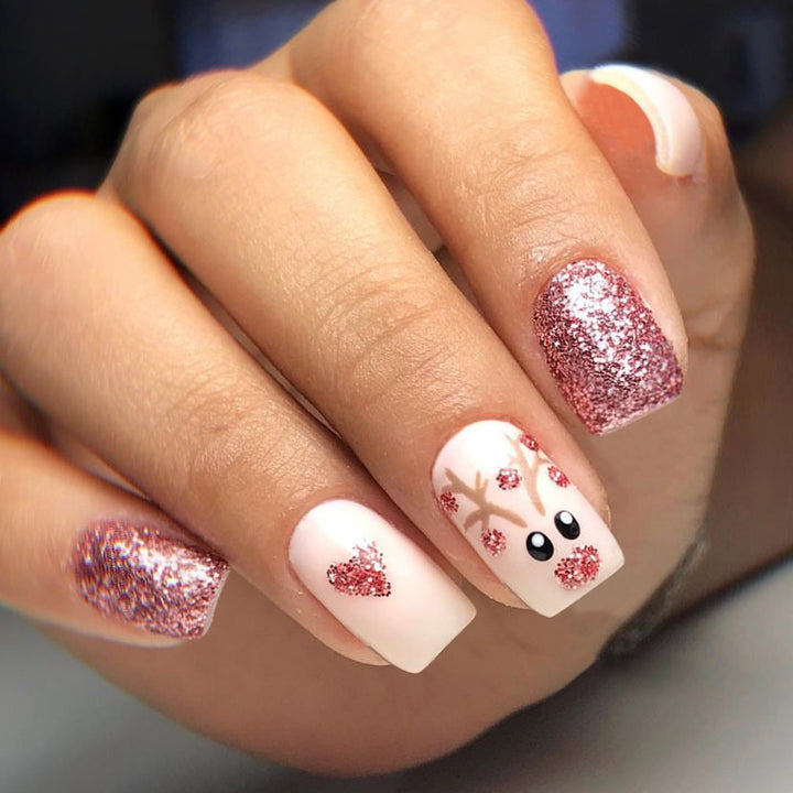 Artistic Holiday-Themed Press-On Nail Set Stornfield