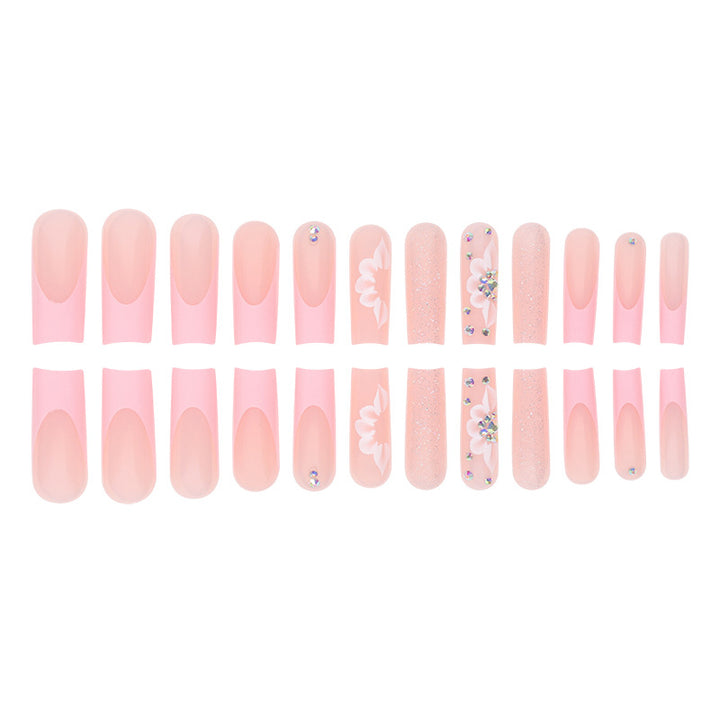 Glamorous Floral Press-On Nail Set Stornfield