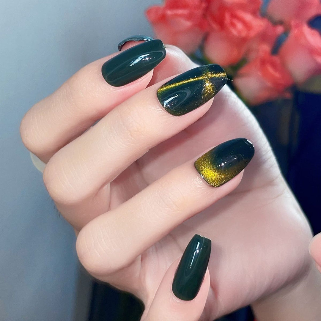 Glamorous Press-On Nail Tips Stornfield