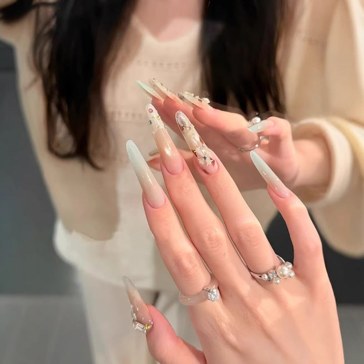Elegant Decorative Press-On Nail Extensions