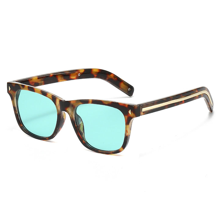 Retro-Inspired Flat Frame Sunglasses Stornfield