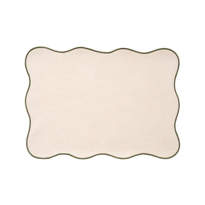 Table mat made of microfiber with wavy hem