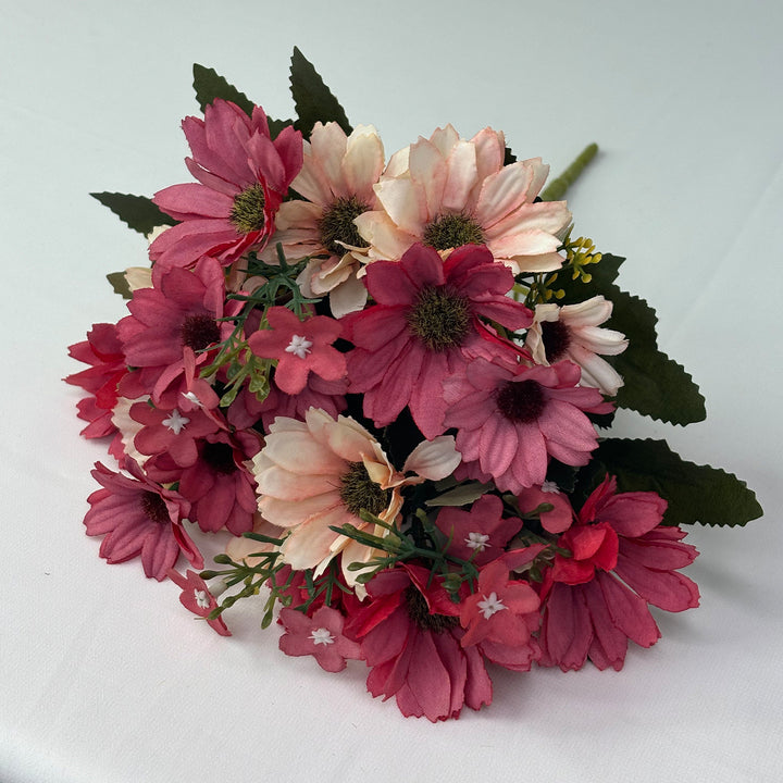 Lifelike Daisy Flower Bouquet