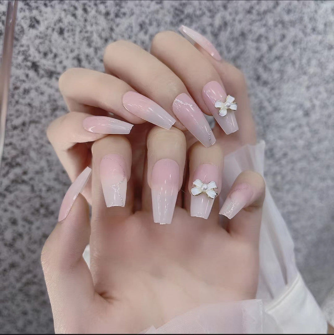 Artistic Press-On Nail Design Stornfield