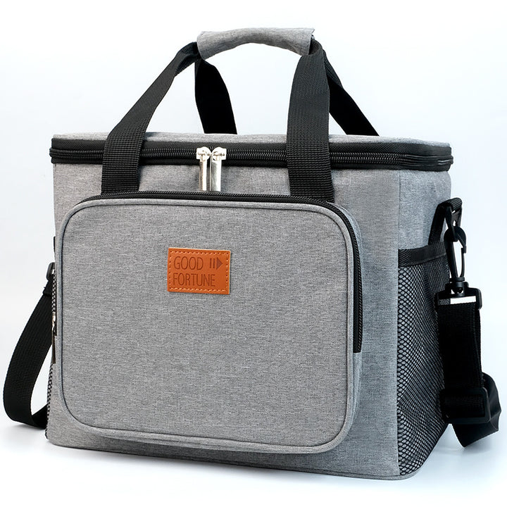 Cooler bag with insulating interior and practical carrying options Stornfield