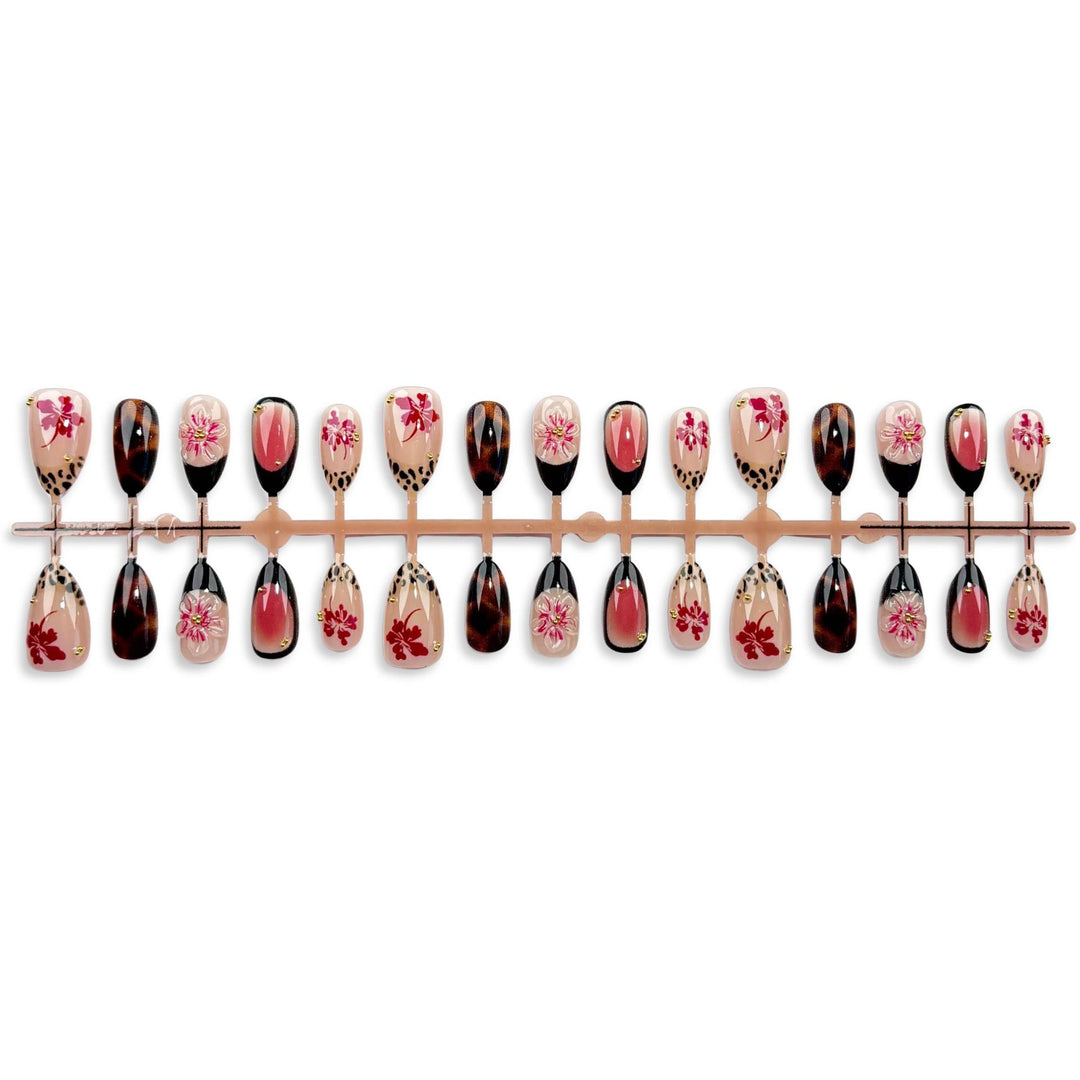 Artistic Floral Press-On Nail Set 1790745789
