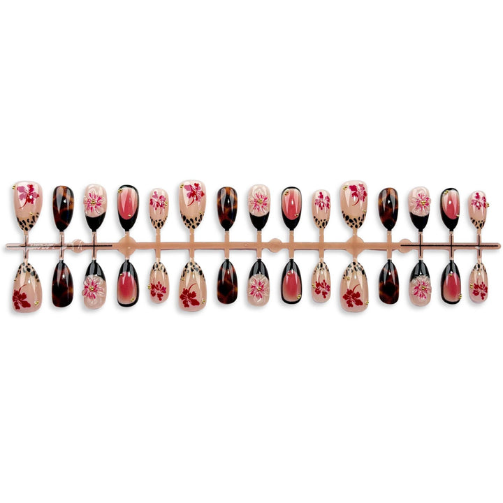 Artistic Floral Press-On Nail Set 1790745789