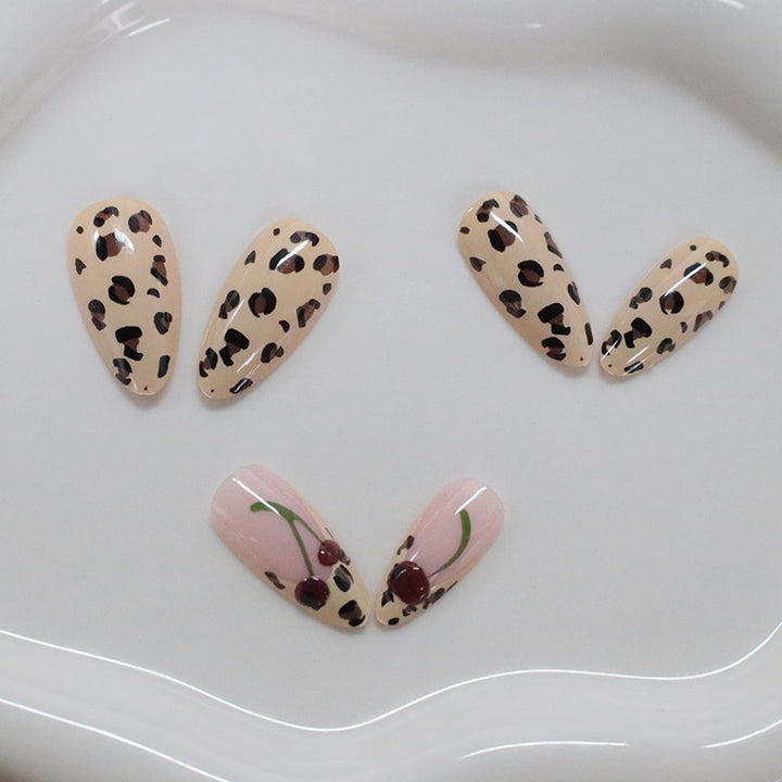 Artistic Nail Art Stornfield