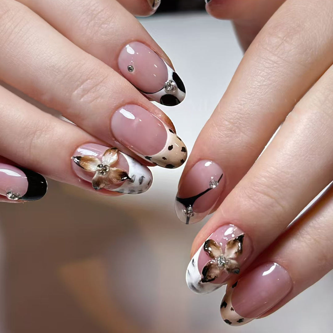 Artistic Decorative Press-On Nails Stornfield