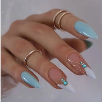 Artistic Press-On Nail Set with Elegant Detailing Stornfield