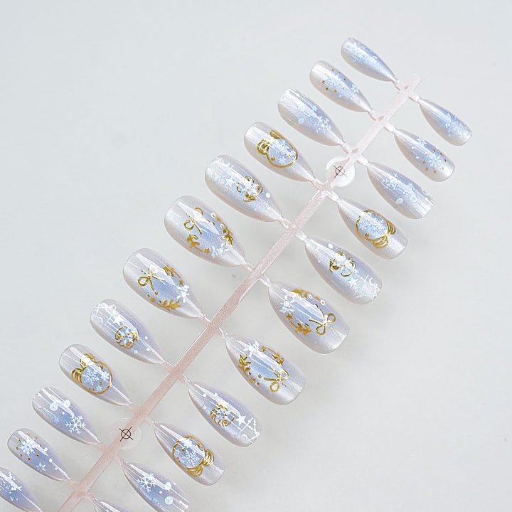 Decorative Holiday Nail Art Tips Stornfield