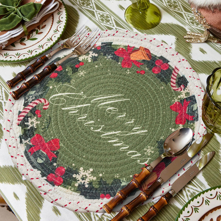 Braided round Christmas tree skirt made of cotton with quilted winter motif Stornfield