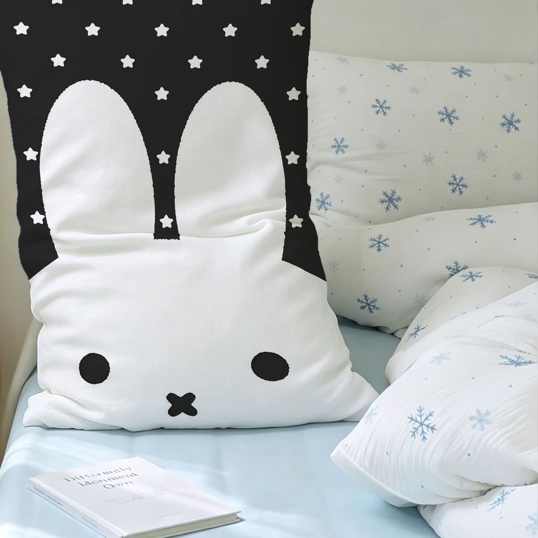 Cute Cartoon Bunny-Themed Decorative Pillow