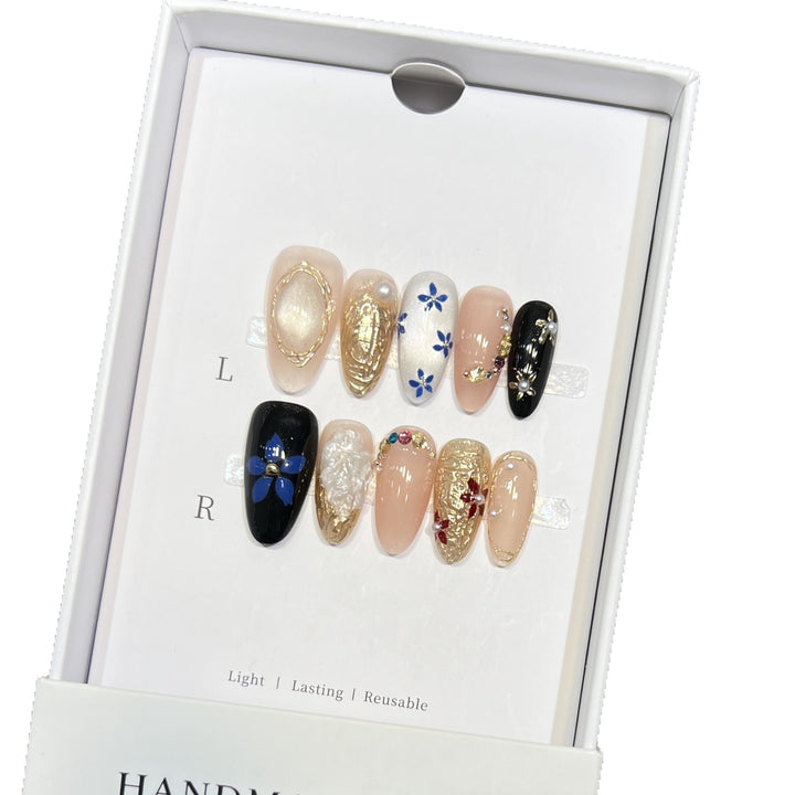 Elegant Floral Press-On Nail Set Stornfield