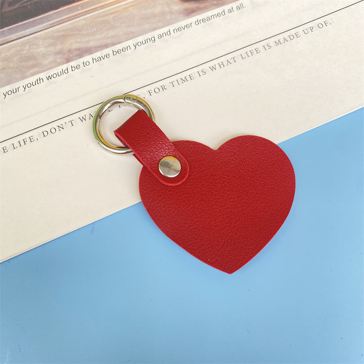 Premium Heart-Shaped Leather Keychain Stornfield
