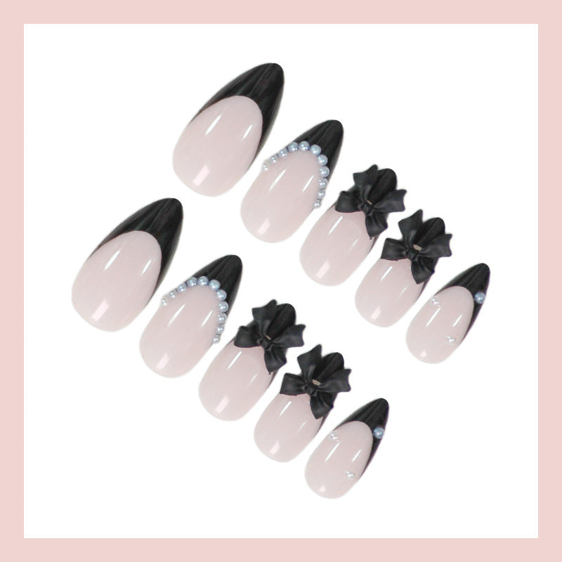 Artificial Nail Set with Elegant Black Accents Stornfield