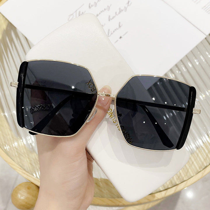 Women's Geometric Sunglasses with Luxurious Metal Frame Stornfield