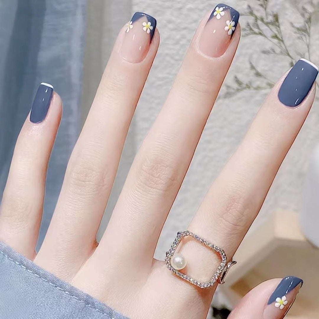 Floral Design Press-On Nails