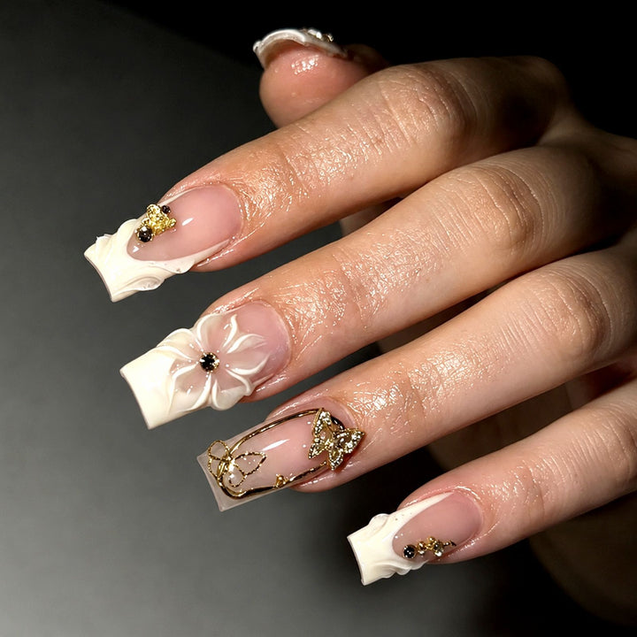 Artistic 3D Floral Press-On Nail Art Set Stornfield