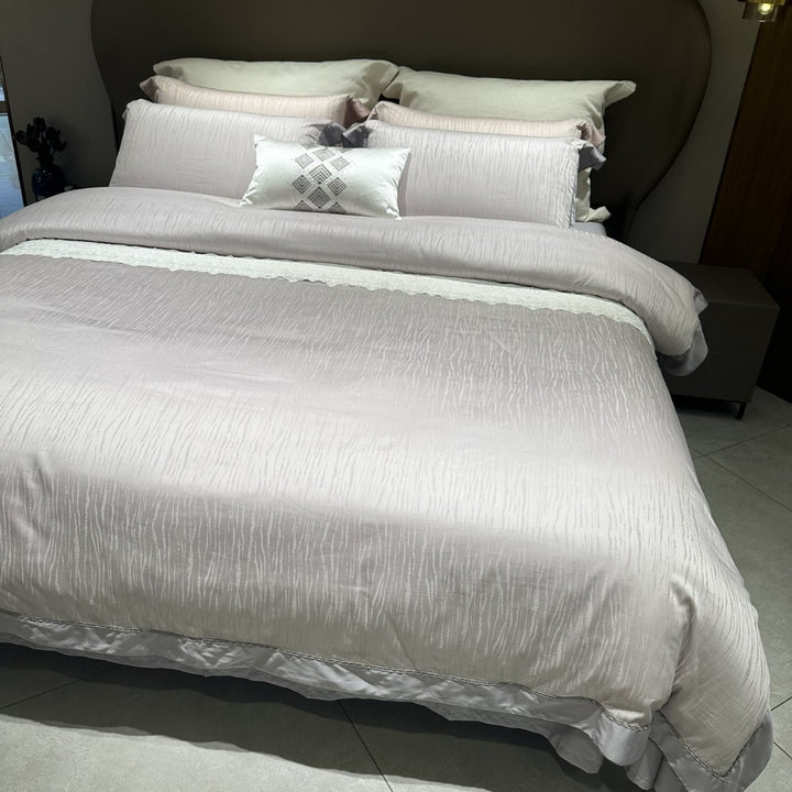 luxurious cotton satin bedding set with embroidered edge