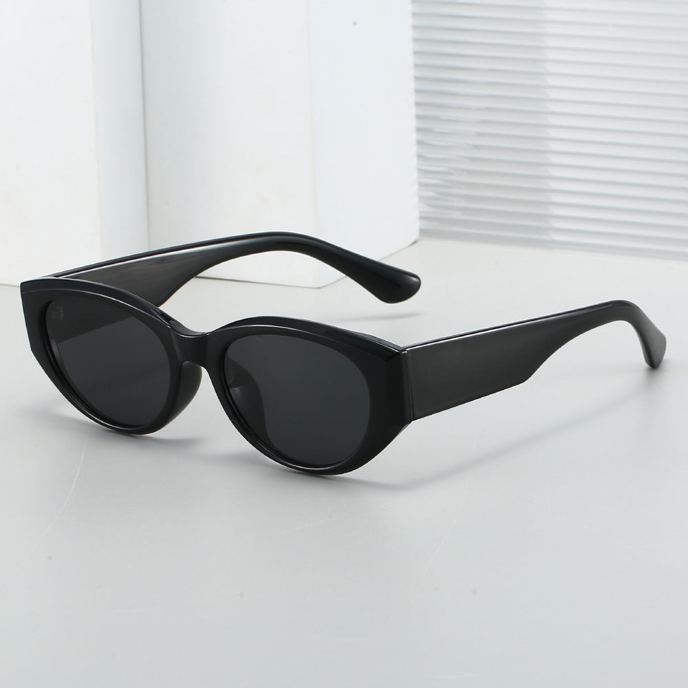 Women Cat-Eye Sunglasses in Fashion Style Stornfield
