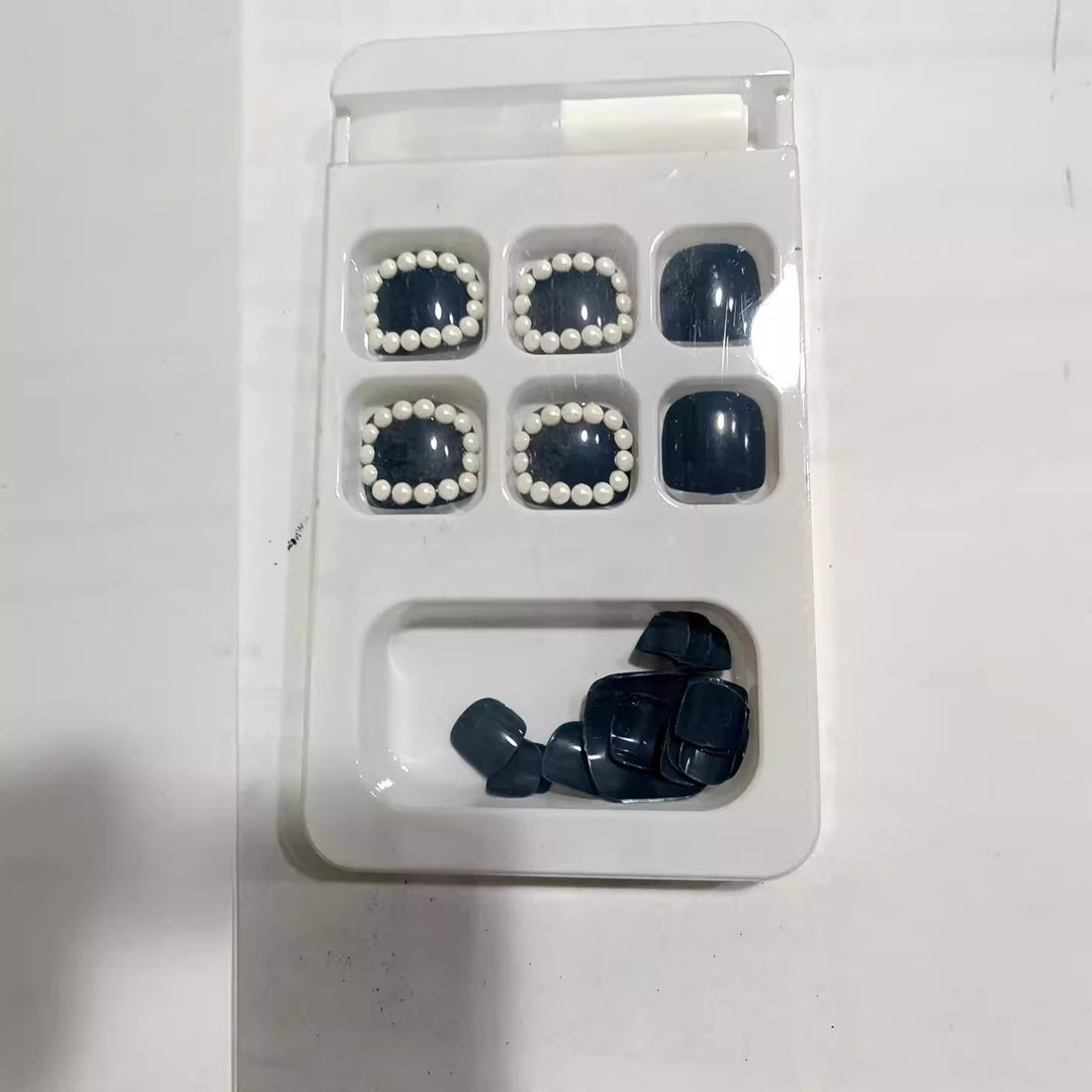 Decorative Press-On Nail Set with Pearl Accents Stornfield
