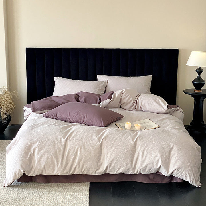 Bedding set made of cotton percale with a crinkled look and subtle texture