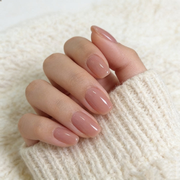 Artificial nails in elegant, natural style Stornfield