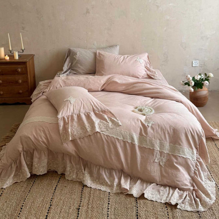 Ruffled Lace-Trimmed Cotton-Linen Duvet Cover Set with Embroidered Butterfly Appliqués