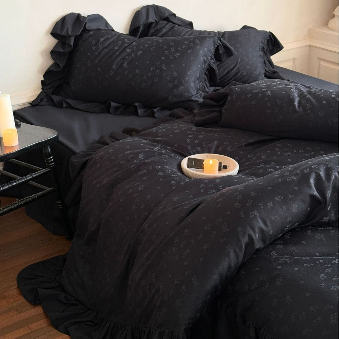 Frilled Jacquard Microfloral Duvet Cover Set with Ruffled Hem and Envelope Shams