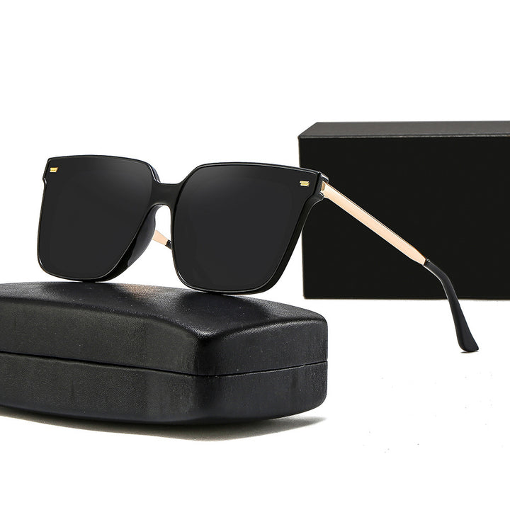 Women Oversize Sunglasses with Modern Square Frame Stornfield
