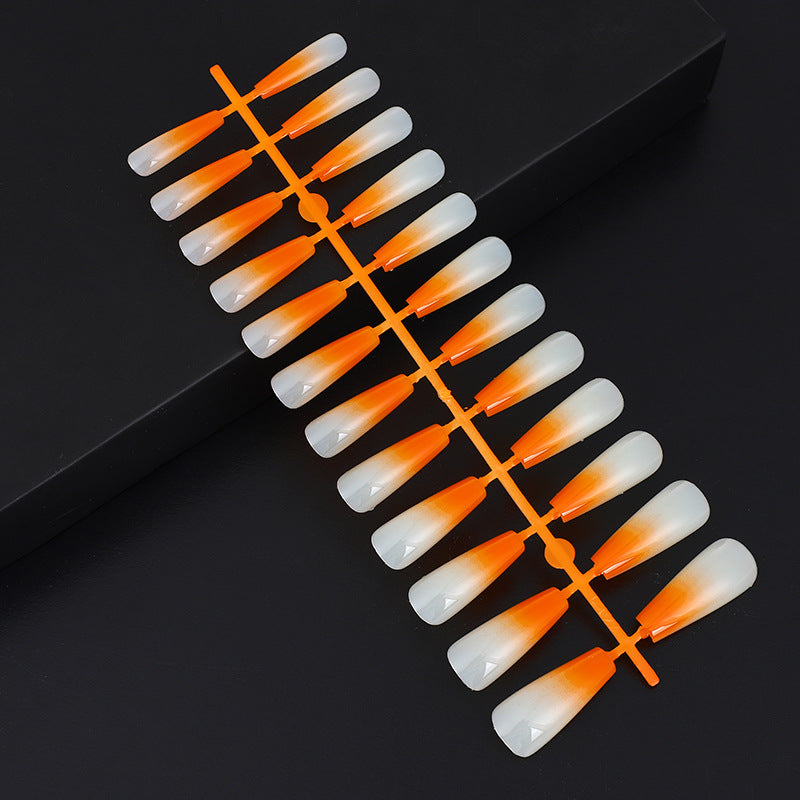 Artificial nails in elegant ombre design Stornfield