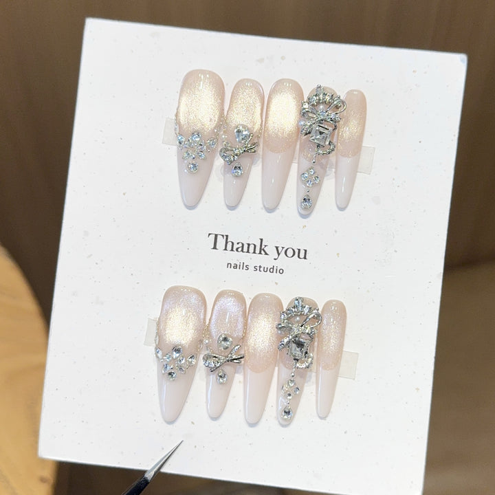 Elegant application of artificial nails Stornfield