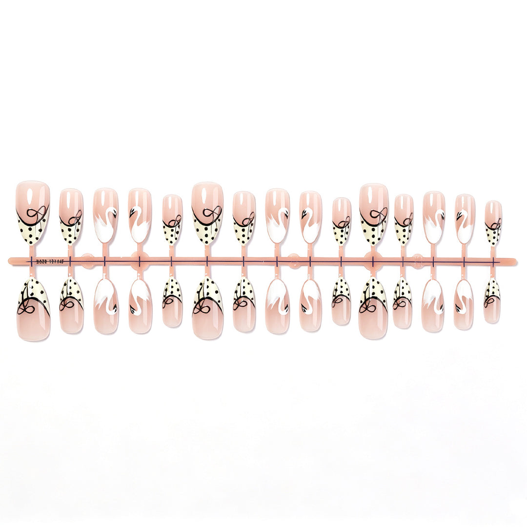 Artistic Swan Design Press-On Nail Set Stornfield