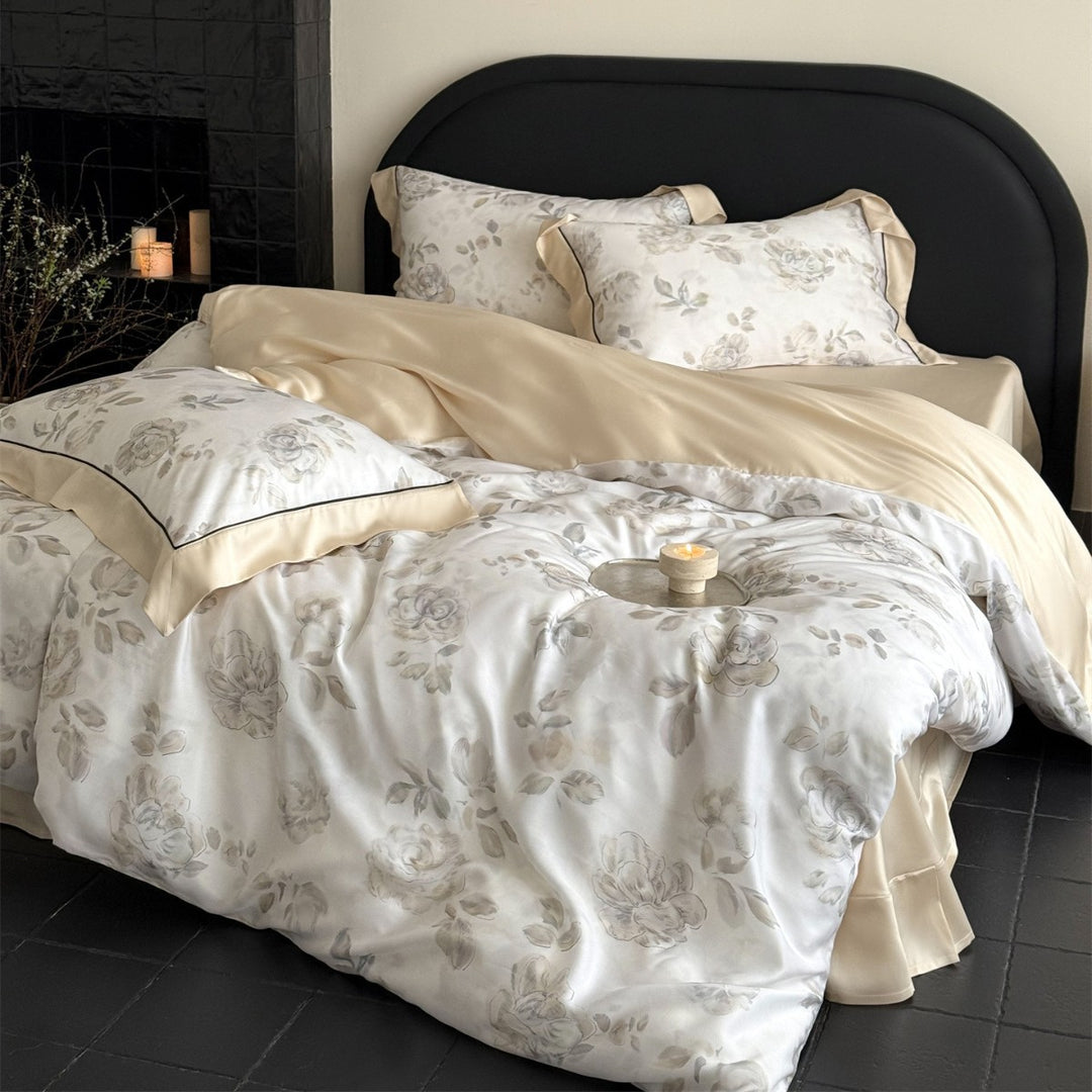 Luxury Watercolor Rose Sateen Duvet Cover Set with Satin-Back and Piped Shams