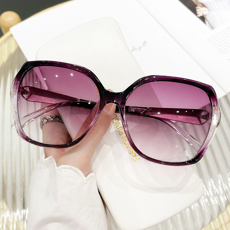 Women's oversized sunglasses in elegant butterfly design Stornfield