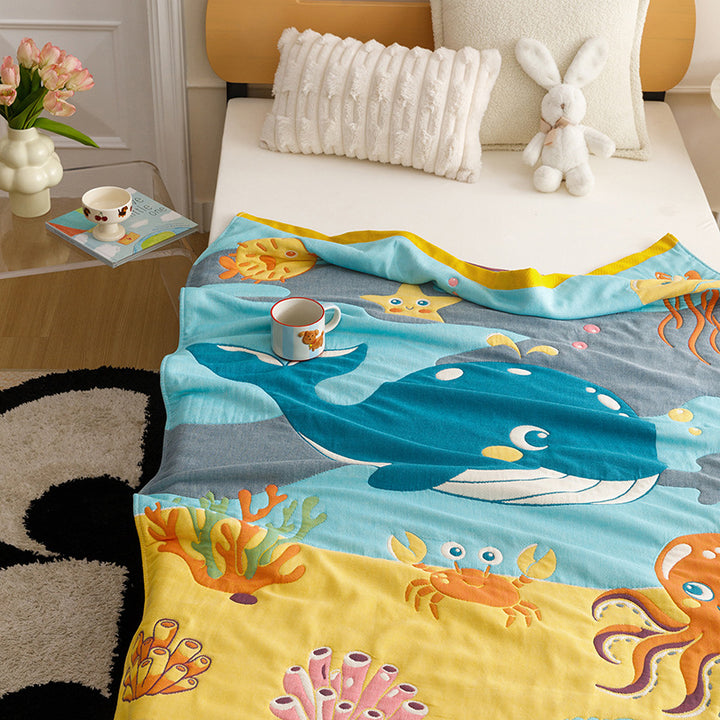 Kids' cuddly blanket with cheerful vehicle print made of soft microfibre