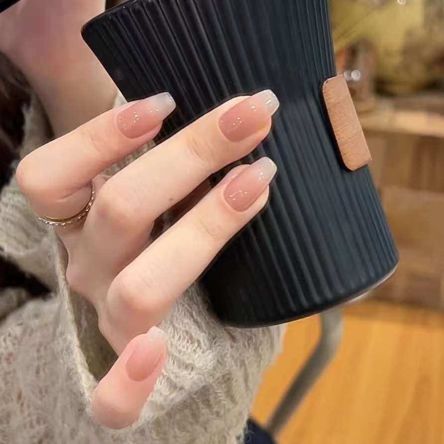 Elegant Ombre Nail Tips