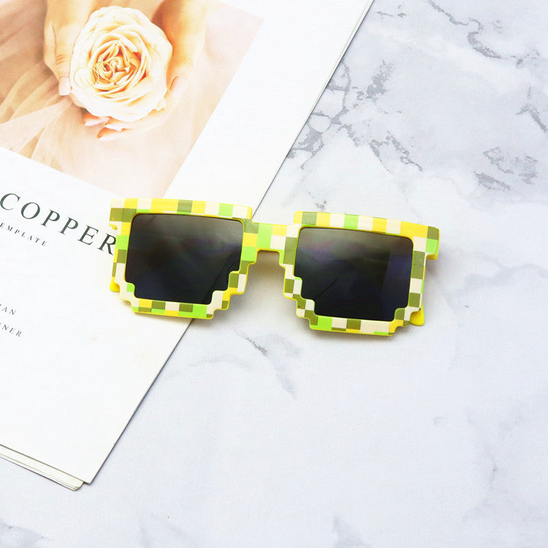 Bold Geometric Shield Sunglasses Stornfield