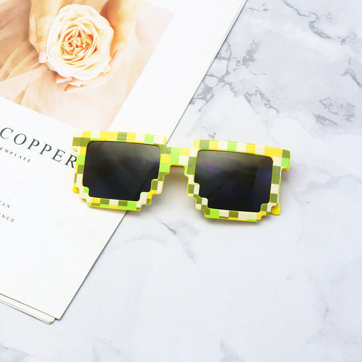 Geometric Pixelated Frame Sunglasses Stornfield