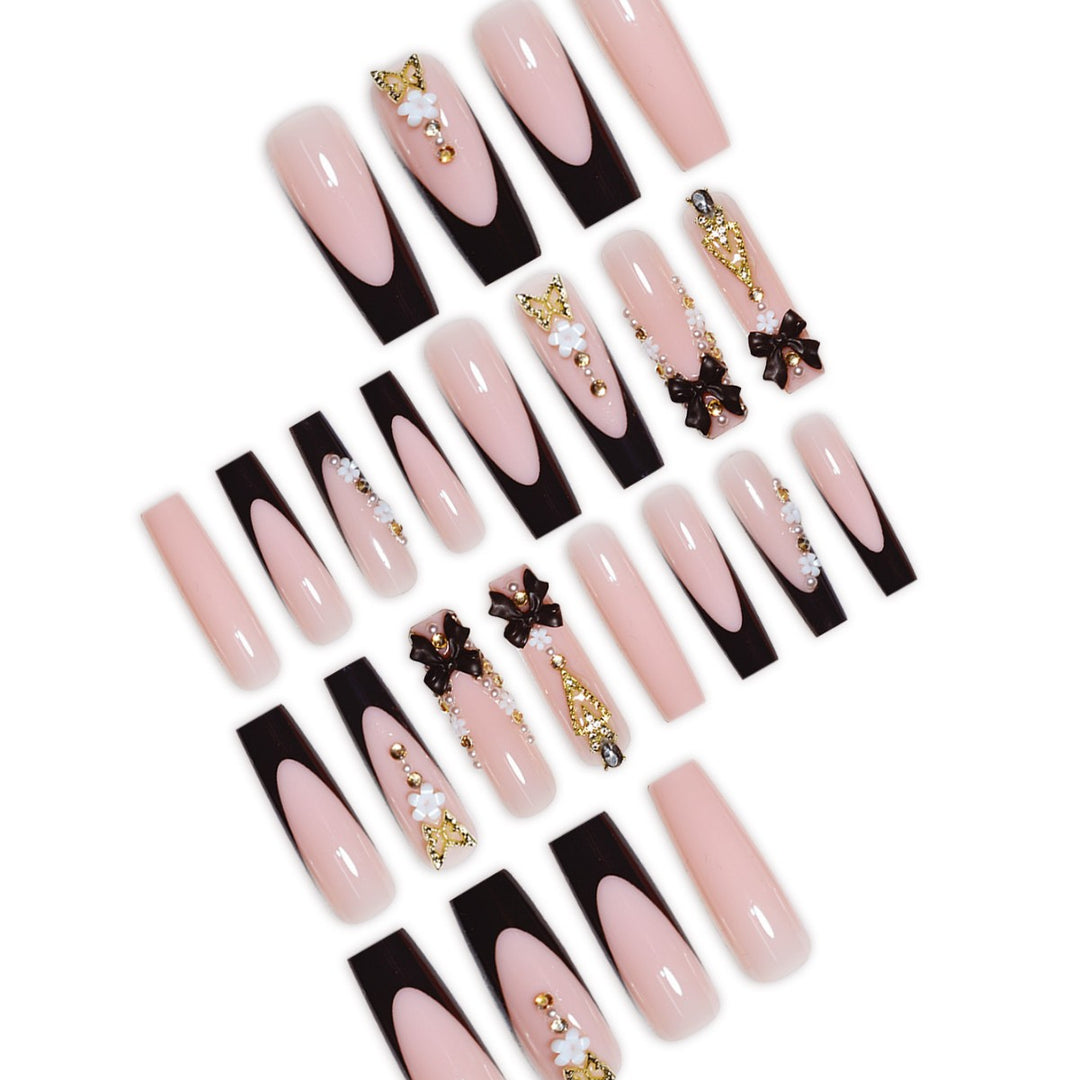 Luxurious 3D Floral Press-On Nail Art Stornfield